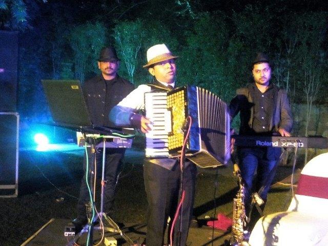 indian accordion player ahmedabad